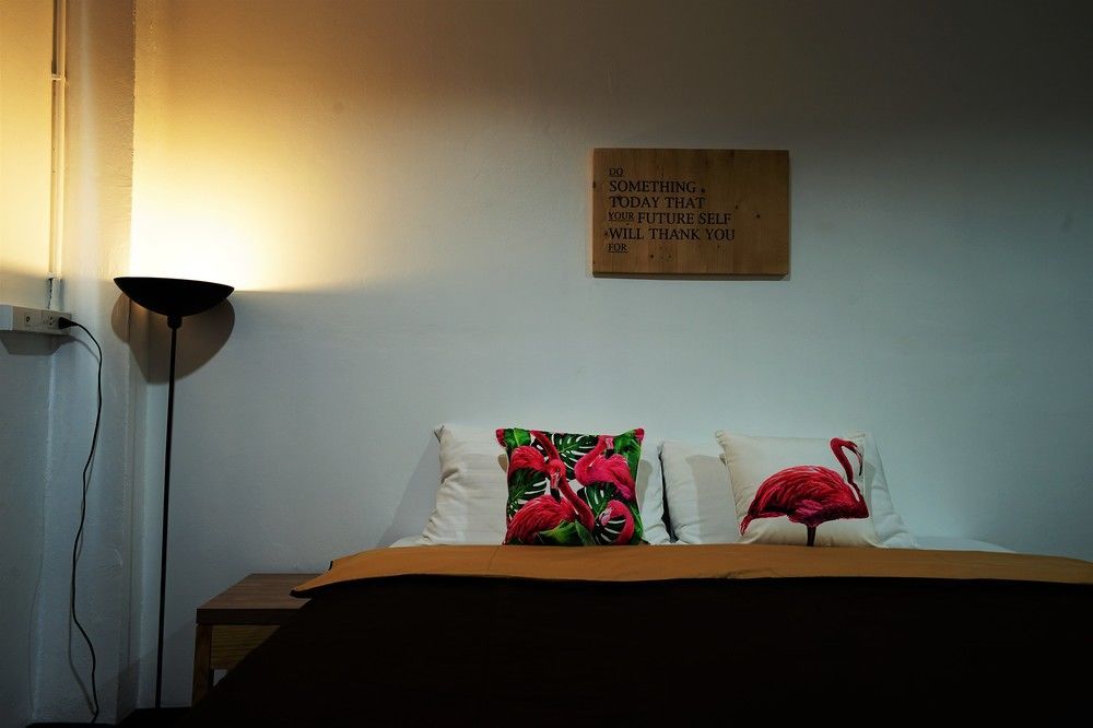 T Hostel @ Rama4 Bangkok Exterior photo